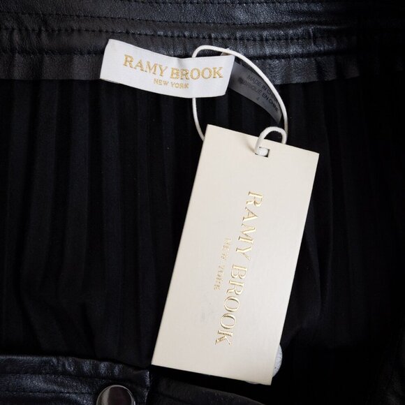 Black Pleated Leather Skirt - Picture 4 of 14